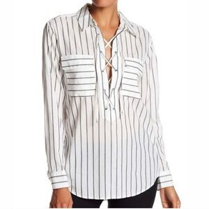 Equipment Femme Knox lace front collared shirt top L